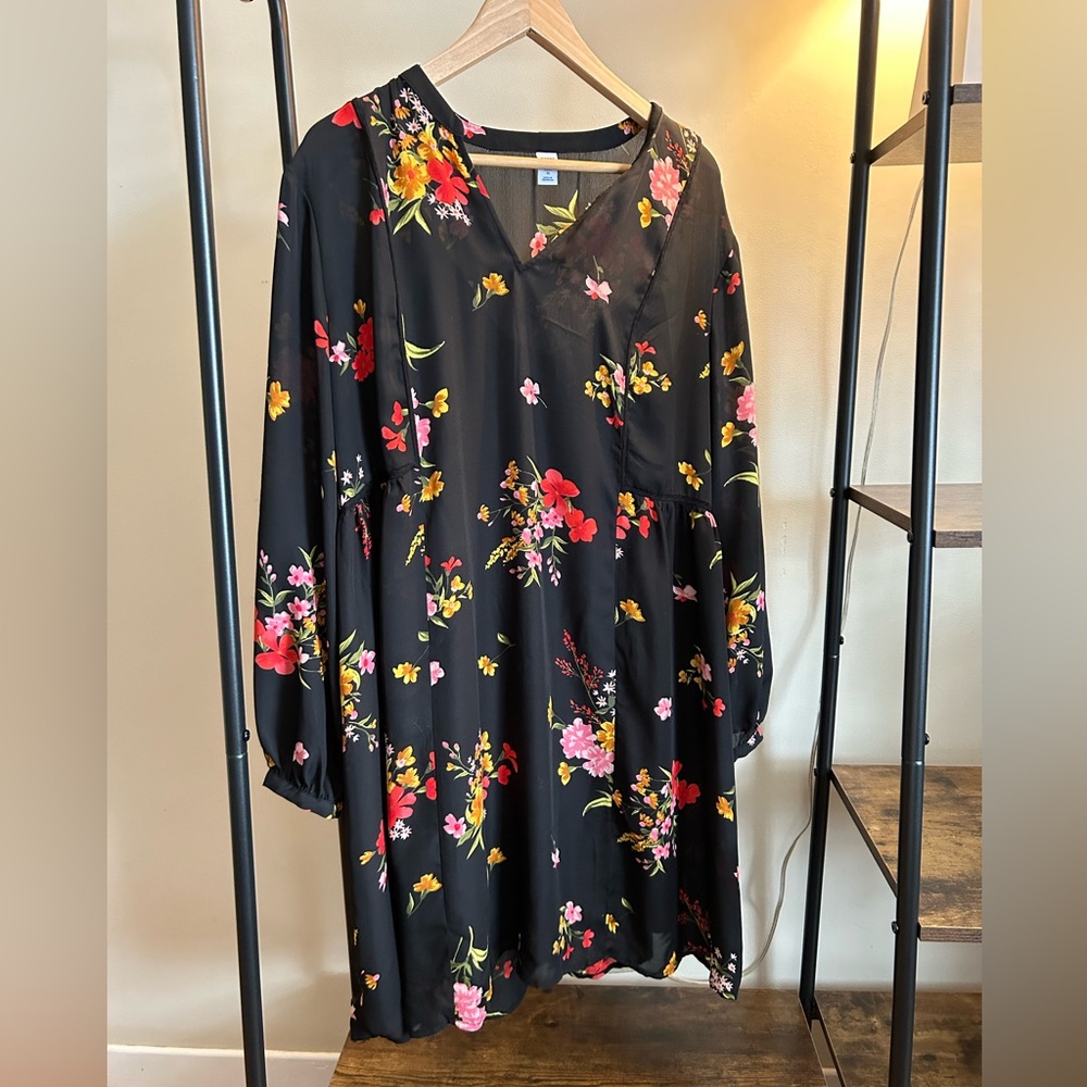 Flower shift dress
